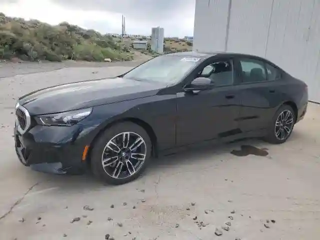 WBA43FJ06SCU82353 2025 BMW 5 SERIES-0
