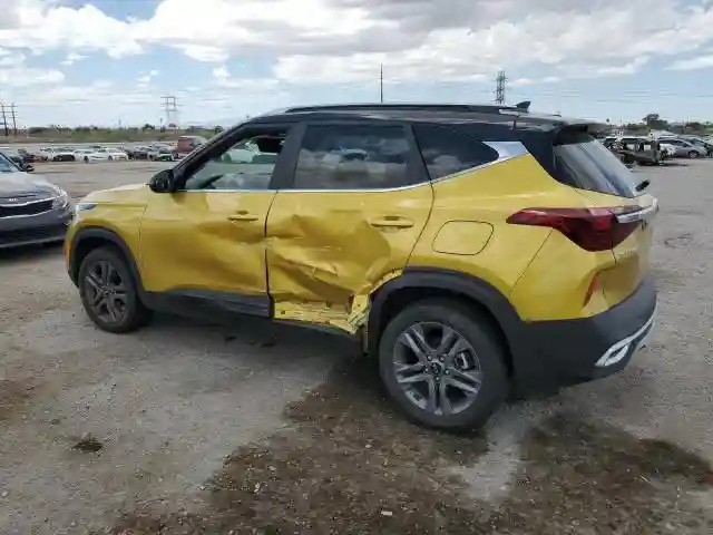 KNDEU2AAXM7210552 2021 KIA SELTOS-1