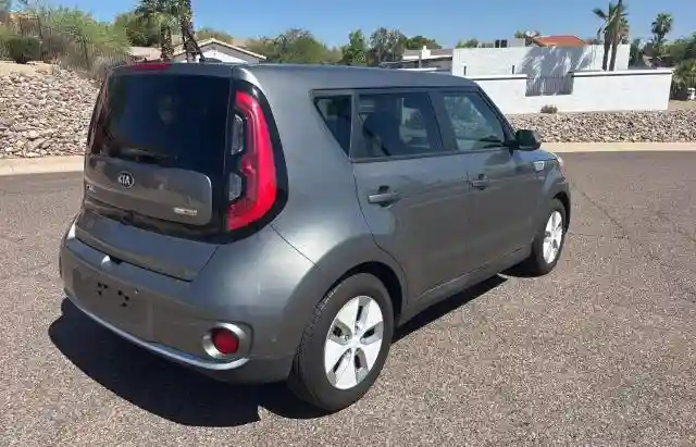 KNDJX3AEXF7001569 2015 KIA SOUL-3