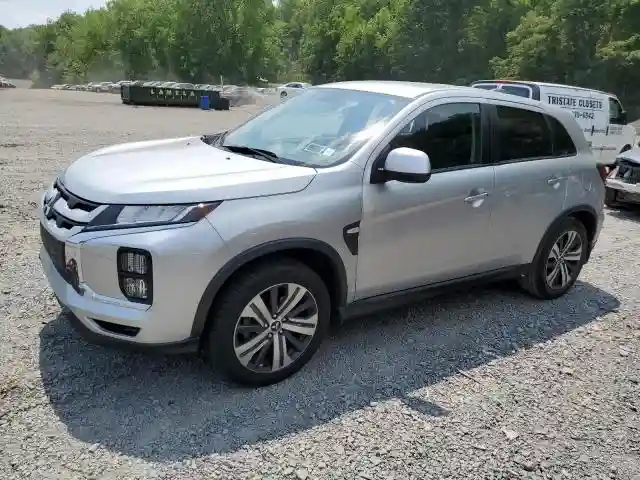 JA4APUAU4NU018505 2022 MITSUBISHI OUTLANDER-0