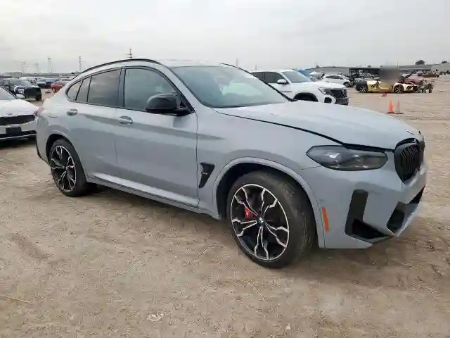 5YM23EC04R9X37341 2024 BMW X4 M-3