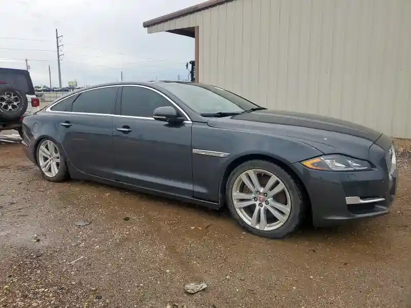 SAJWA2G74G8V98077 2016 JAGUAR XJ-3