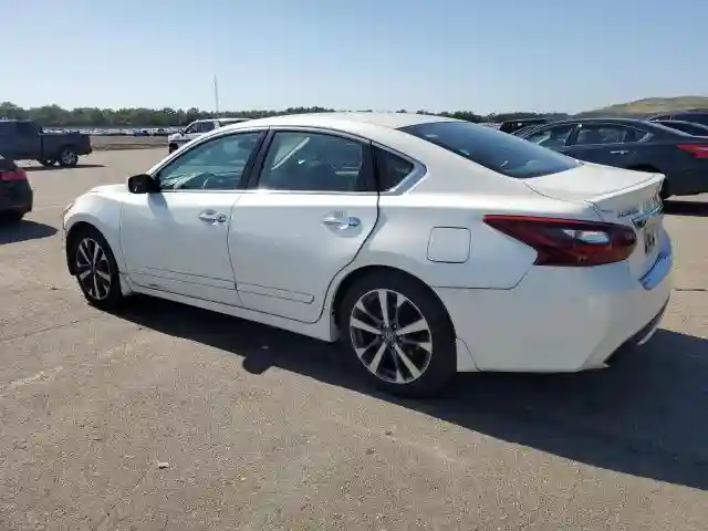 1N4AL3AP1HC145184 2017 NISSAN ALTIMA-1