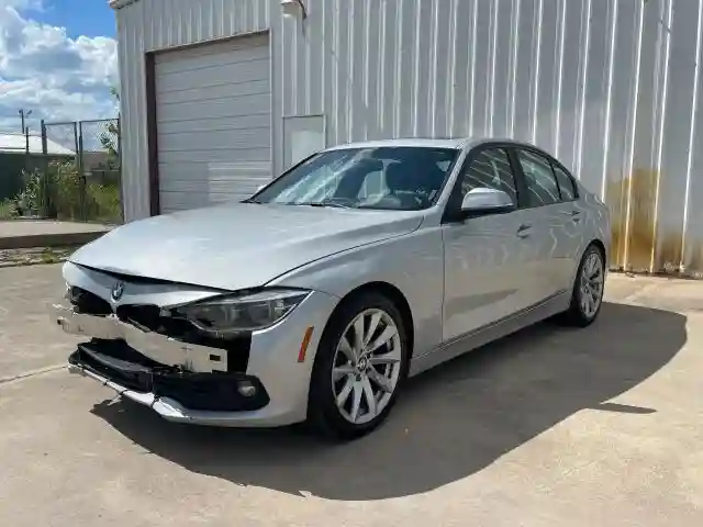 WBA8E1G59JNU89642 2018 BMW 3 SERIES-1