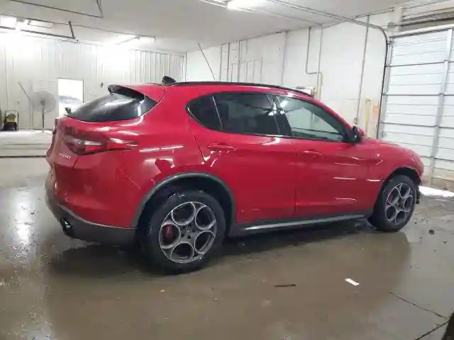 ZASPAKBN7P7D50752 2023 ALFA ROMEO STELVIO-2