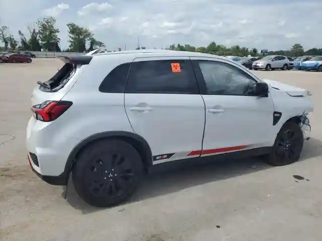JA4ARUAU5RU019999 2024 MITSUBISHI OUTLANDER-2