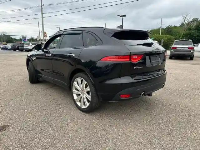 SADCL2BV1HA489771 2017 JAGUAR F-PACE-2