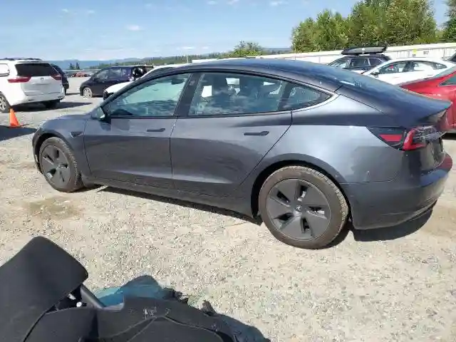 5YJ3E1EBXNF339680 2022 TESLA MODEL 3-1