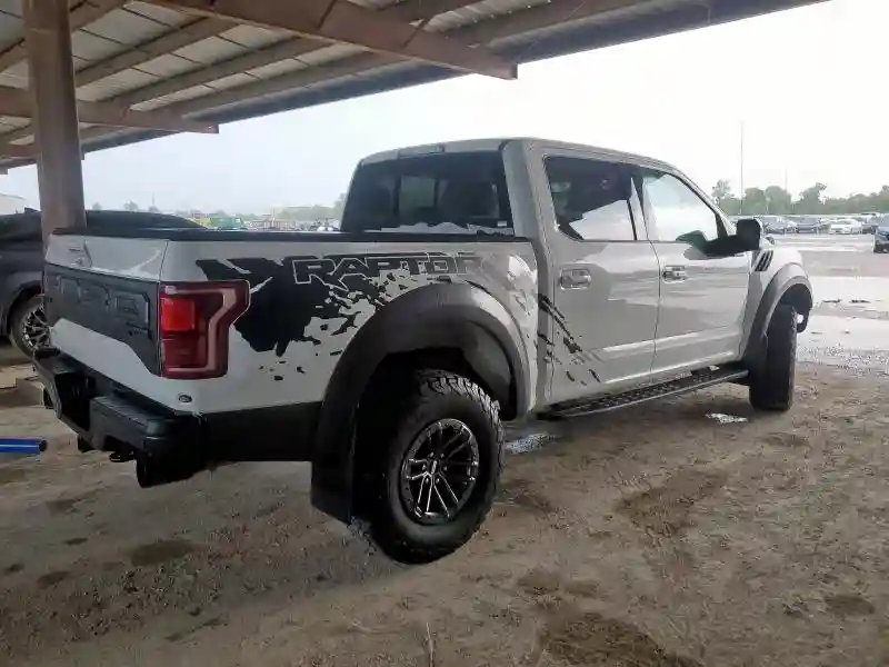 1FTFW1RG2LFC17419 2020 FORD F150-2