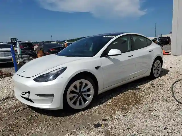 5YJ3E1EA6NF291067 2022 TESLA MODEL 3-0