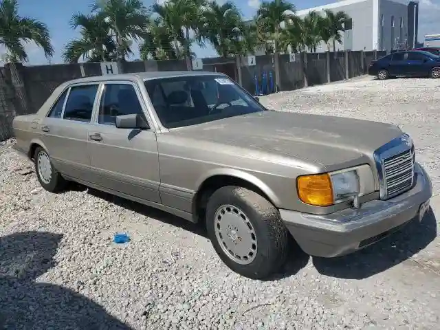WDBCA39D4JA389043 1988 MERCEDES-BENZ 560-CLASS-3