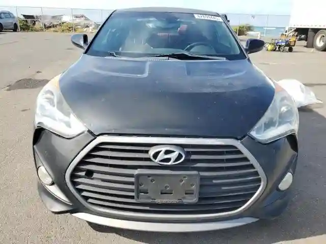 KMHTC6AE6GU263562 2016 HYUNDAI VELOSTER-4