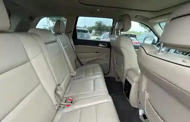 1C4RJFCGXHC633065 2017 JEEP GRAND CHEROKEE-5
