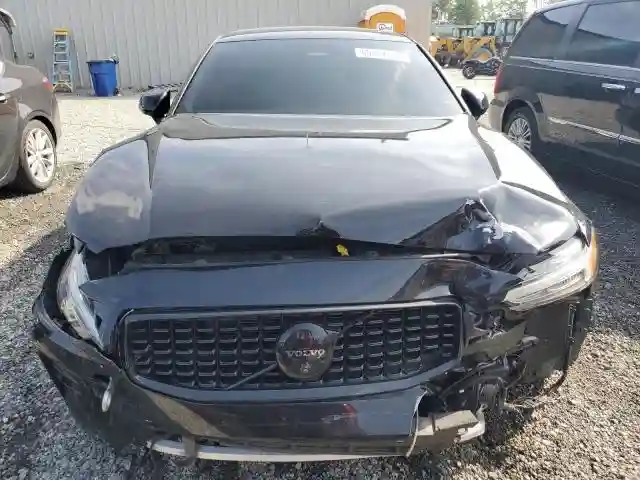 7JRL12TH3RG308082 2024 VOLVO S60 PLUS-4