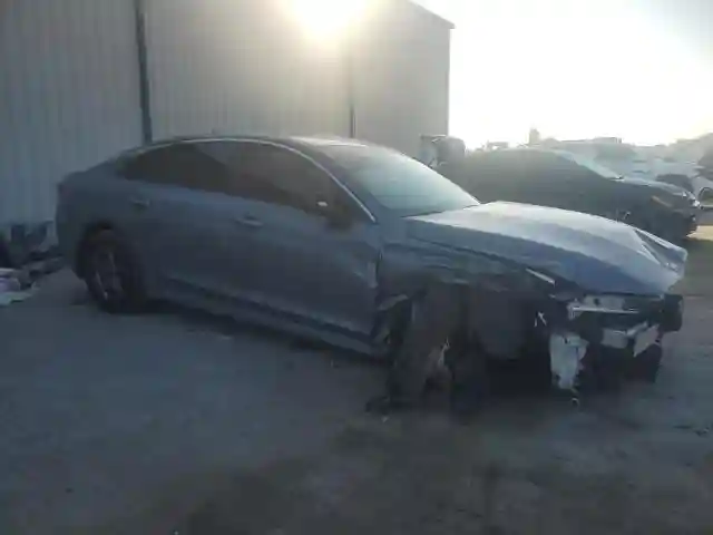 5XXG24J22MG032128 2021 KIA K5-3
