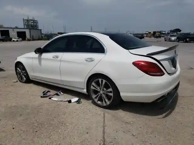 55SWF4JB7GU177512 2016 MERCEDES-BENZ C-CLASS-1