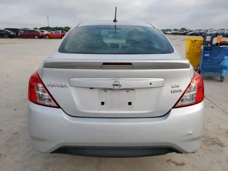 3N1CN7AP8HL891322 2017 NISSAN VERSA-5