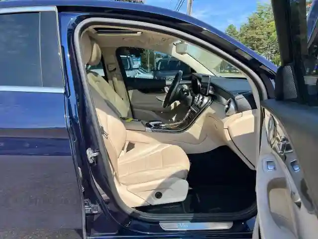 WDC0J4KB4HF160307 2017 MERCEDES-BENZ GLC-CLASS-4