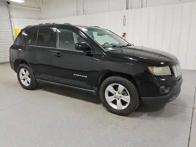 1C4NJDEB3GD692570 2016 JEEP COMPASS-3