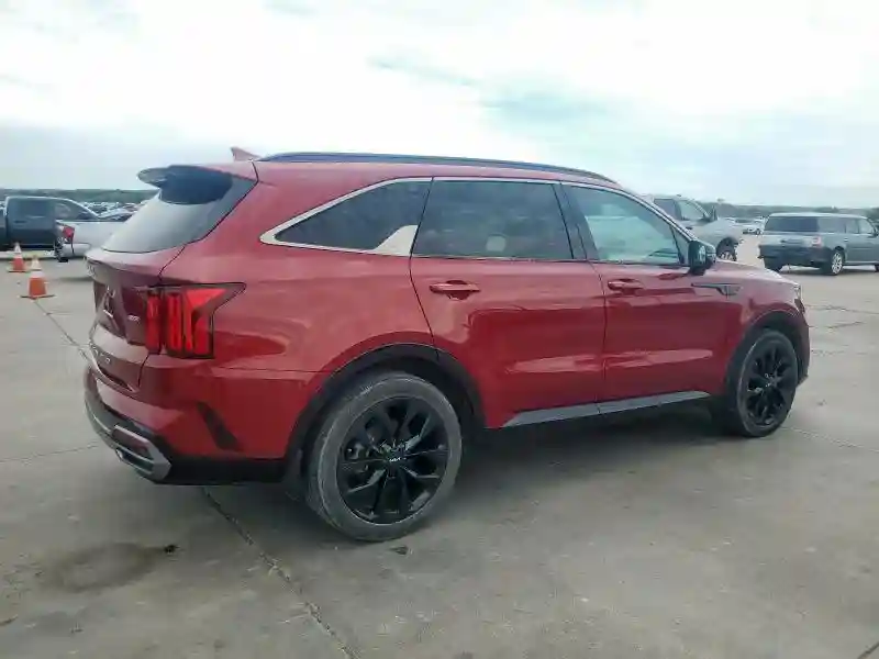 5XYRK4LF5NG089641 2022 KIA SORENTO-2