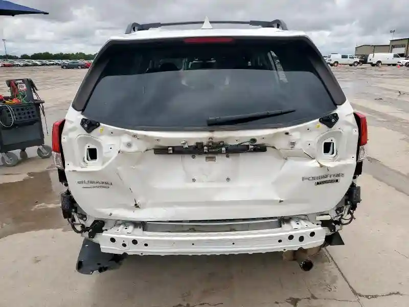 JF2SKAXC3LH431111 2020 SUBARU FORESTER-5