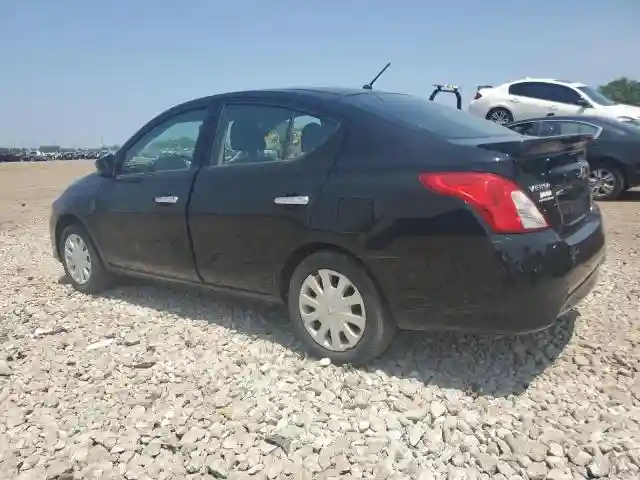 3N1CN7AP3JL823144 2018 NISSAN VERSA-1