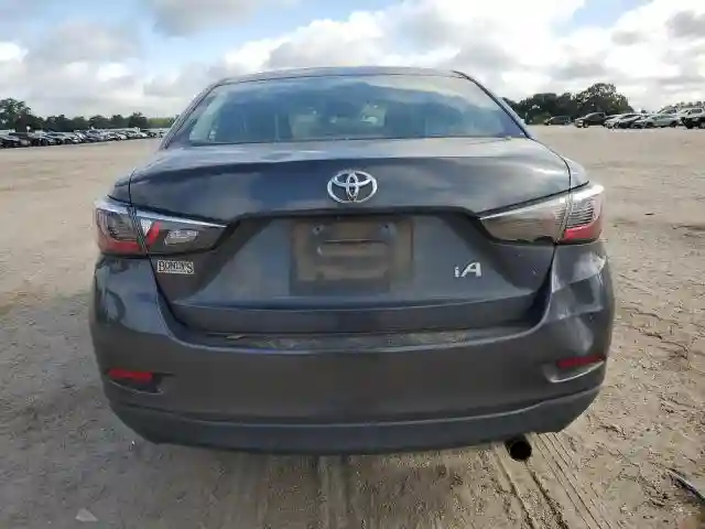 3MYDLBYV4HY167582 2017 TOYOTA YARIS-5