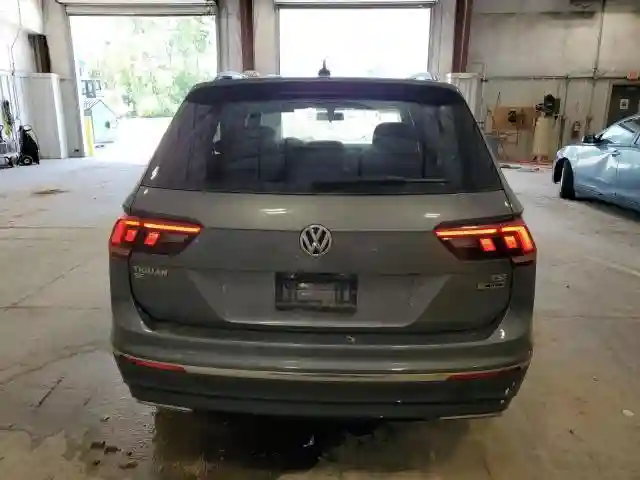 3VV2B7AX2JM027014 2018 VOLKSWAGEN TIGUAN-5