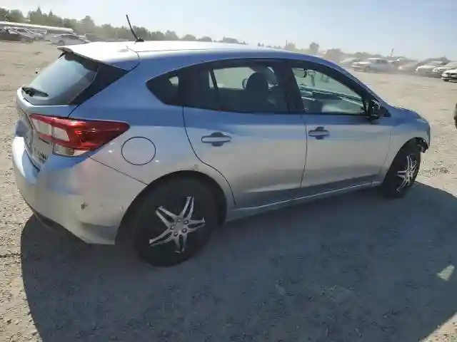 4S3GTAA62J1743480 2018 SUBARU IMPREZA-2