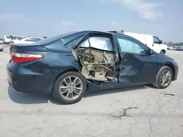 4T1BF1FKXFU095105 2015 TOYOTA CAMRY-2