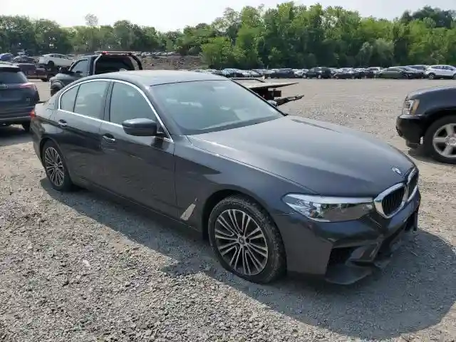 WBAJB1C52JG623900 2018 BMW 5 SERIES-3