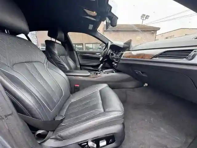 WBAJE7C34HG479236 2017 BMW 5 SERIES-4