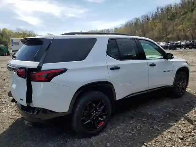 1GNETZKW0RJ136100 2024 CHEVROLET TRAVERSE-2