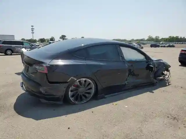 5YJ3E1EC3NF248582 2022 TESLA MODEL 3-2