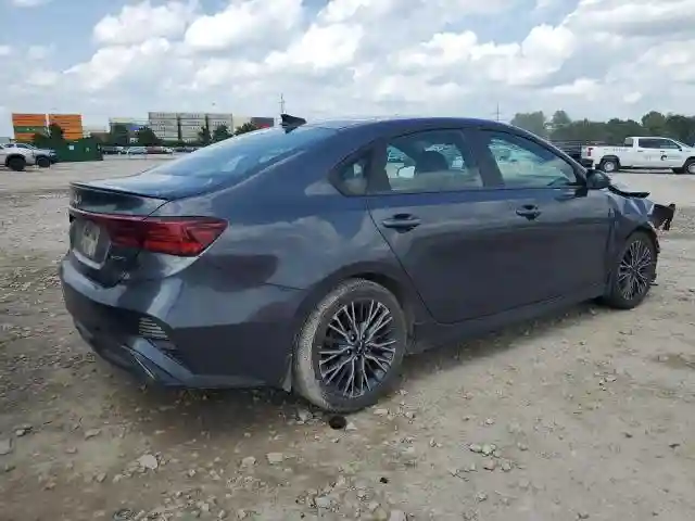 3KPF54AD1RE719296 2024 KIA FORTE-2