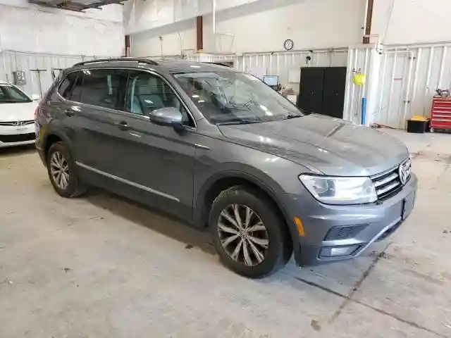 3VV2B7AX2JM027014 2018 VOLKSWAGEN TIGUAN-3
