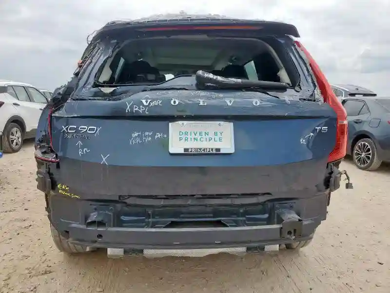 YV4102CK7N1856293 2022 VOLVO XC90-5
