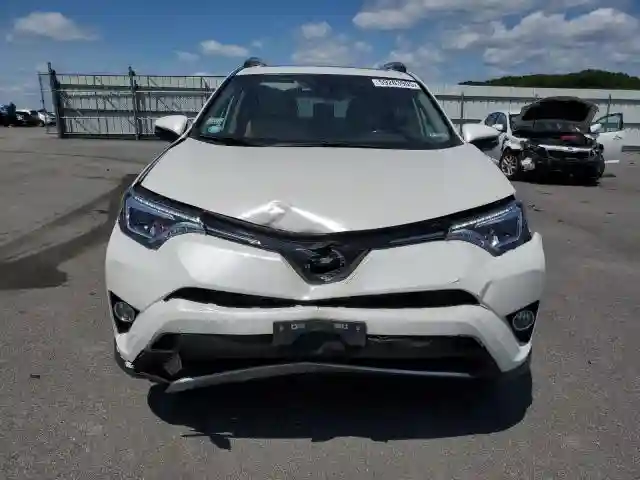 JTMDFREV7JJ249657 2018 TOYOTA RAV4-4