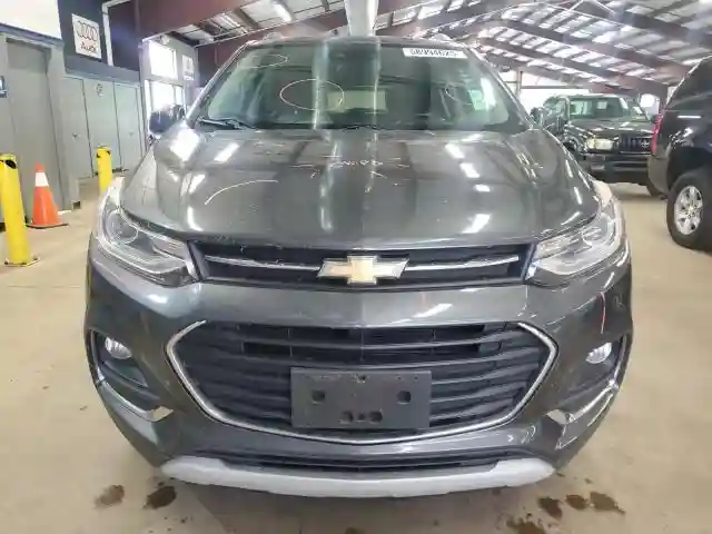 3GNCJRSB8HL281709 2017 CHEVROLET TRAX-4