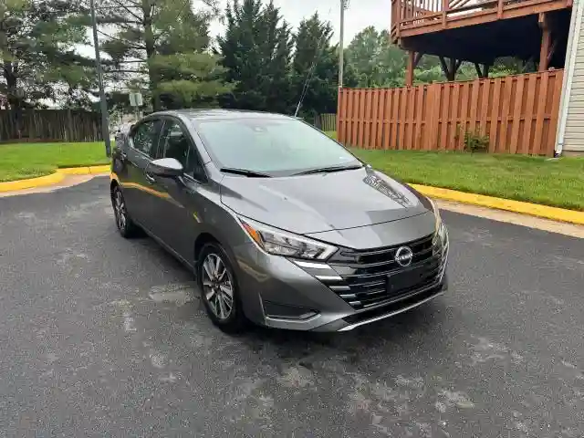 3N1CN8EV6SL827852 2025 NISSAN VERSA-0