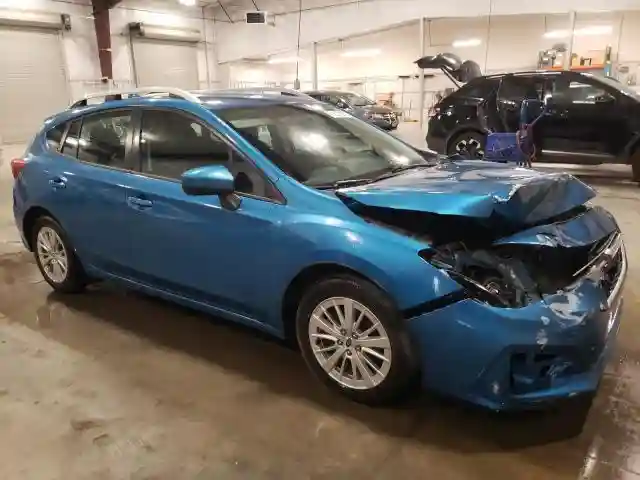 4S3GTAB62J3701992 2018 SUBARU IMPREZA-3