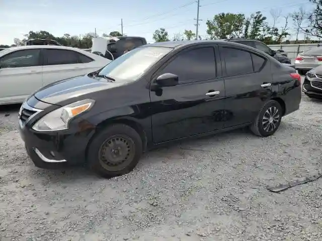 3N1CN7AP1JL809016 2018 NISSAN VERSA-0
