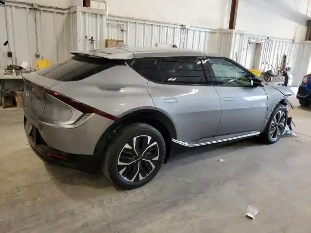 KNDC3DLC3N5028967 2022 KIA EV6 LIGHT-2
