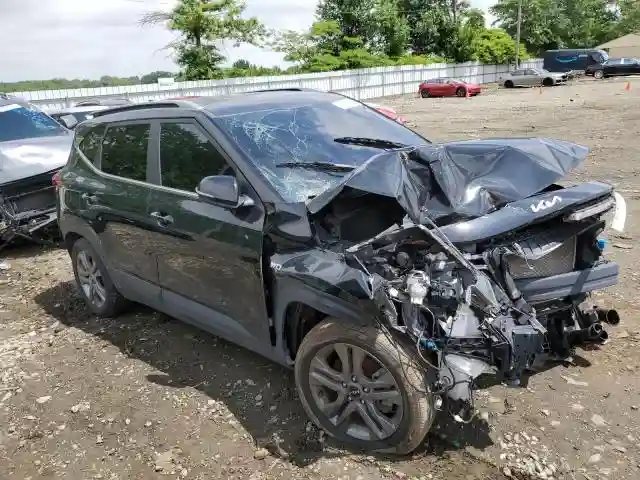 KNDEUCAA3N7295757 2022 KIA SELTOS-3