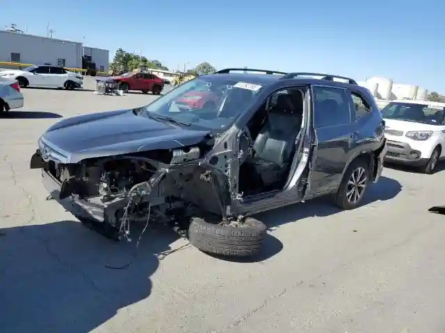JF2SKAUC4MH465791 2021 SUBARU FORESTER-0