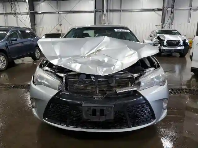 4T1BF1FK8HU368352 2017 TOYOTA CAMRY-4