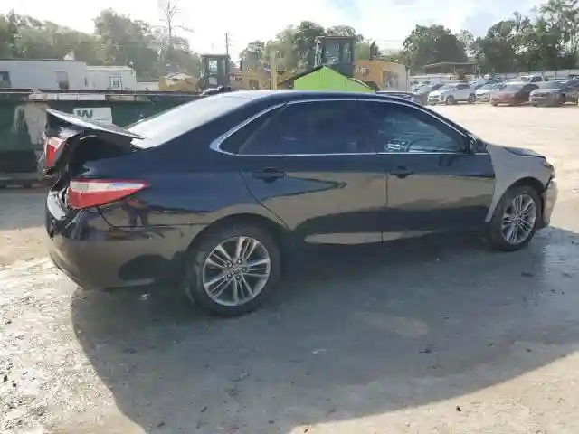 4T1BF1FK8HU643587 2017 TOYOTA CAMRY-2