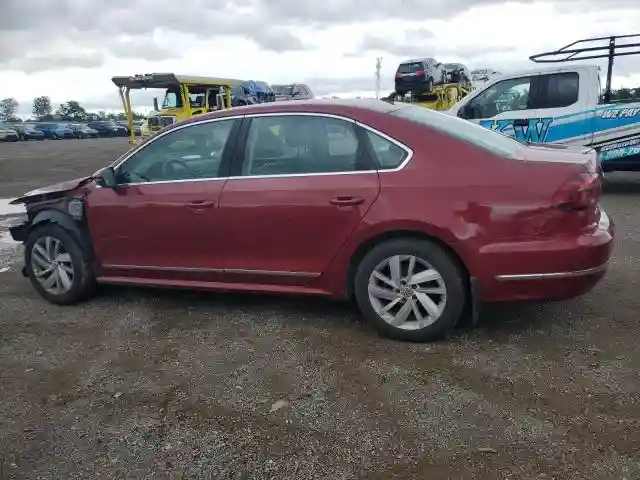 1VWBA7A38JC016791 2018 VOLKSWAGEN PASSAT-1