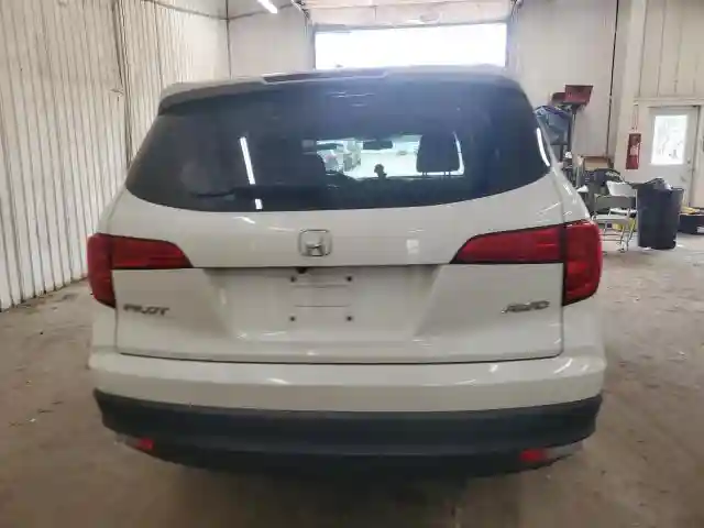 5FNYF6H55JB002088 2018 HONDA PILOT-5