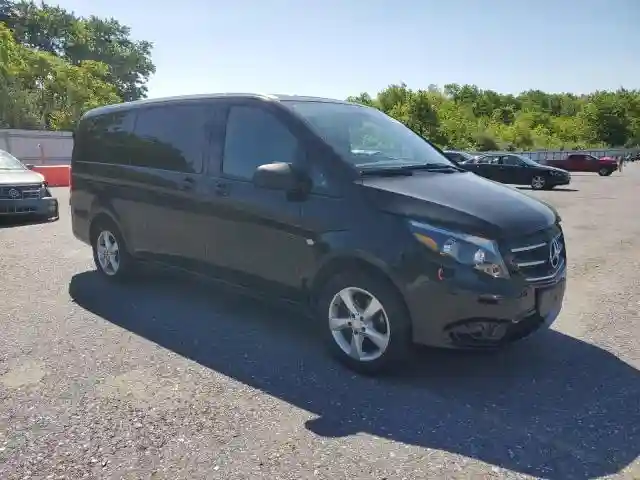 WD4PG2EE1J3490089 2018 MERCEDES-BENZ METRIS-3